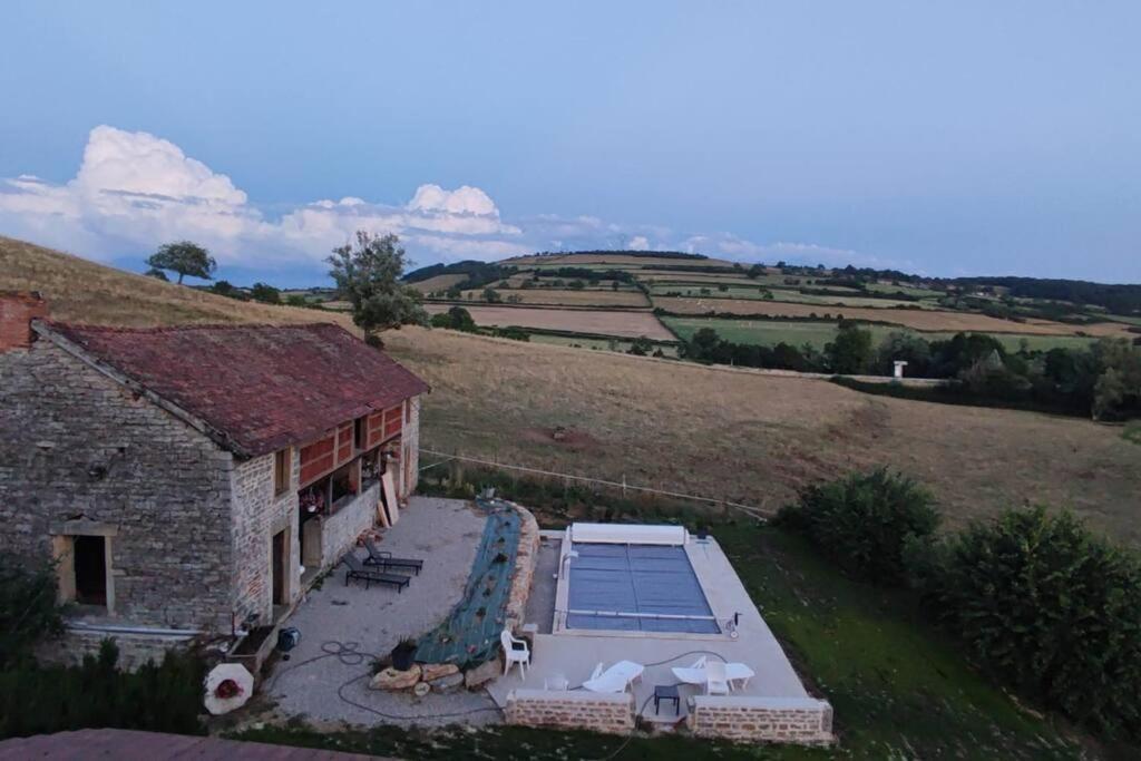 Gite Dans Ancien Moulin Sainte-Helene  Exterior foto